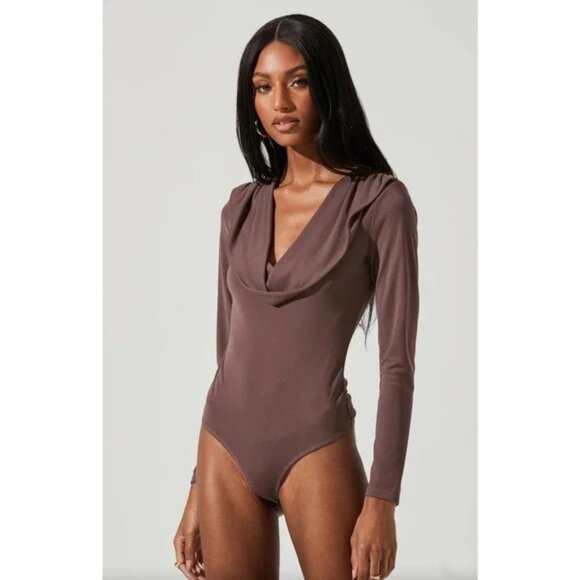 NWT ASTR The Label Women's Brown Kimberly Mocha Bodysuit Size S/M/L - Picture 1 of 14